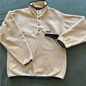 Patagonia Cream Fleece Pullover Sweater